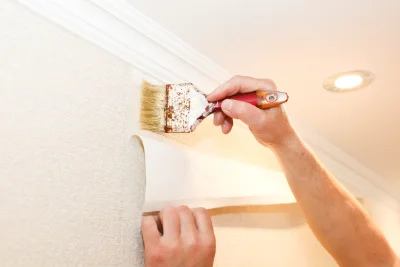 Pose de papier peint à Gurunhuel — revêtements muraux et toiles de verre